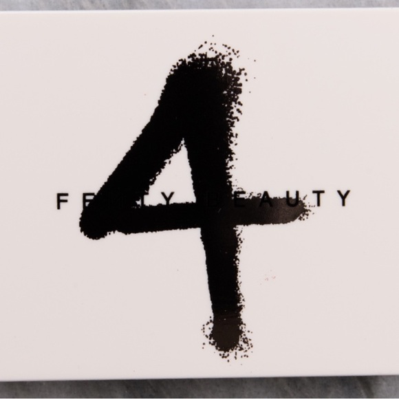 Fenty Beauty Rose (4) snap eye palette - Picture 6 of 7